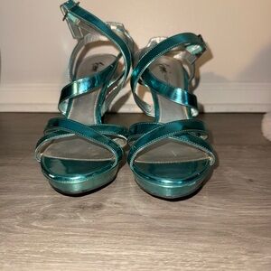 Elegant Teal Strappy Heels